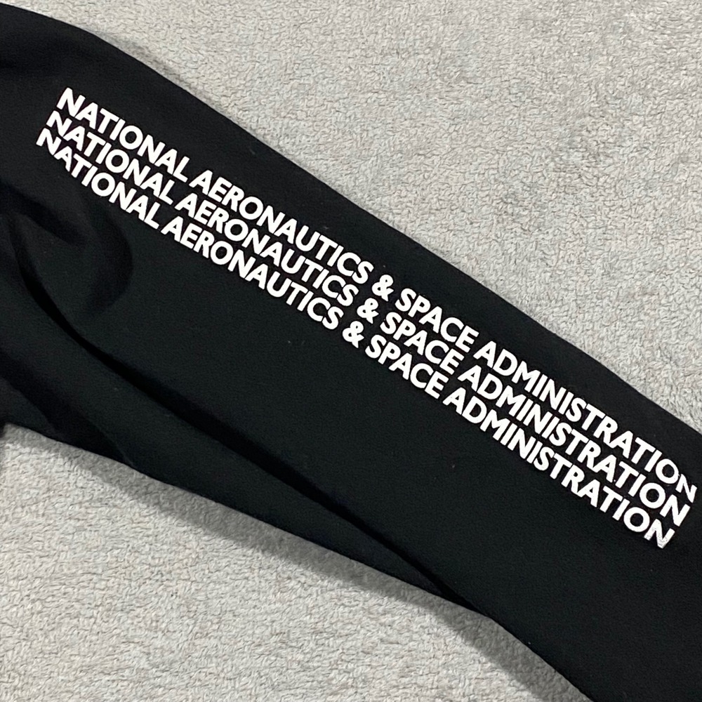 Hyper Space NASA Hoodie Mens Lg Black Thermal Astronaut Graphic Kanji Worm Logo - Picture 4 of 12